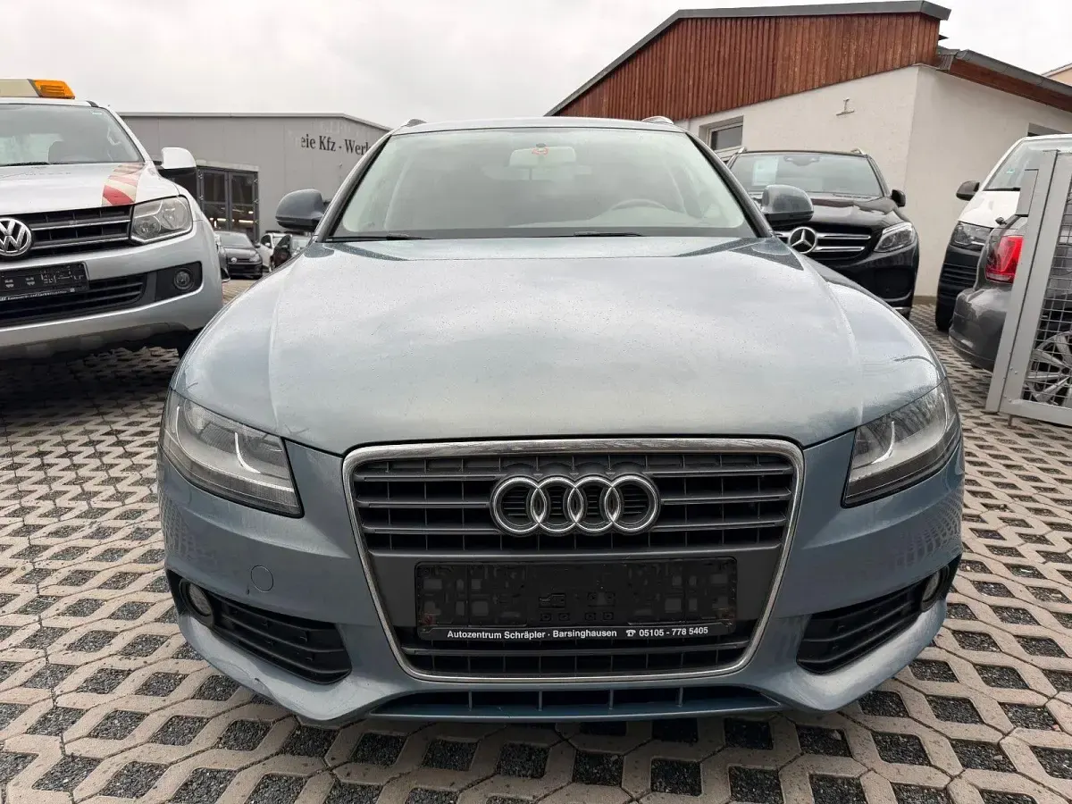 Gebraucht Audi A4 Ambition 160 PS (117 kW) 2008 Blau Kombi