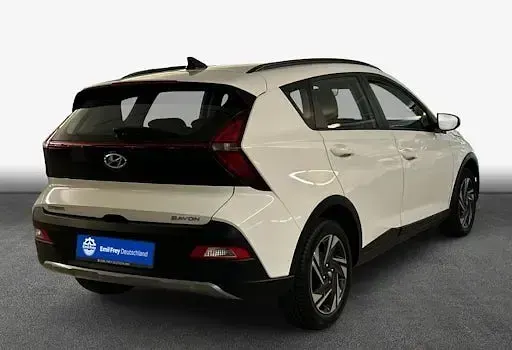 Gebraucht Hyundai Bayon Select 101 PS (74 kW) 2022 Weiß SUV