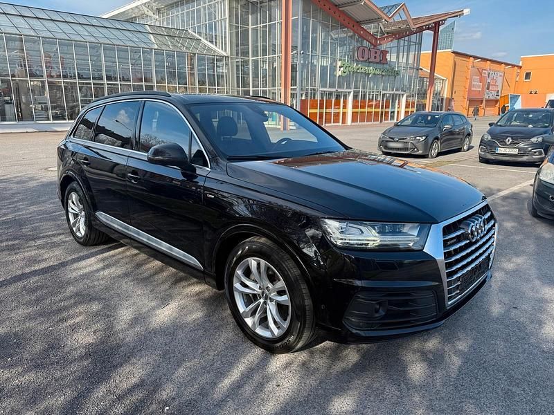 Second-hand Audi Q7 272 CP (200 kW) 2017 Negru SUV