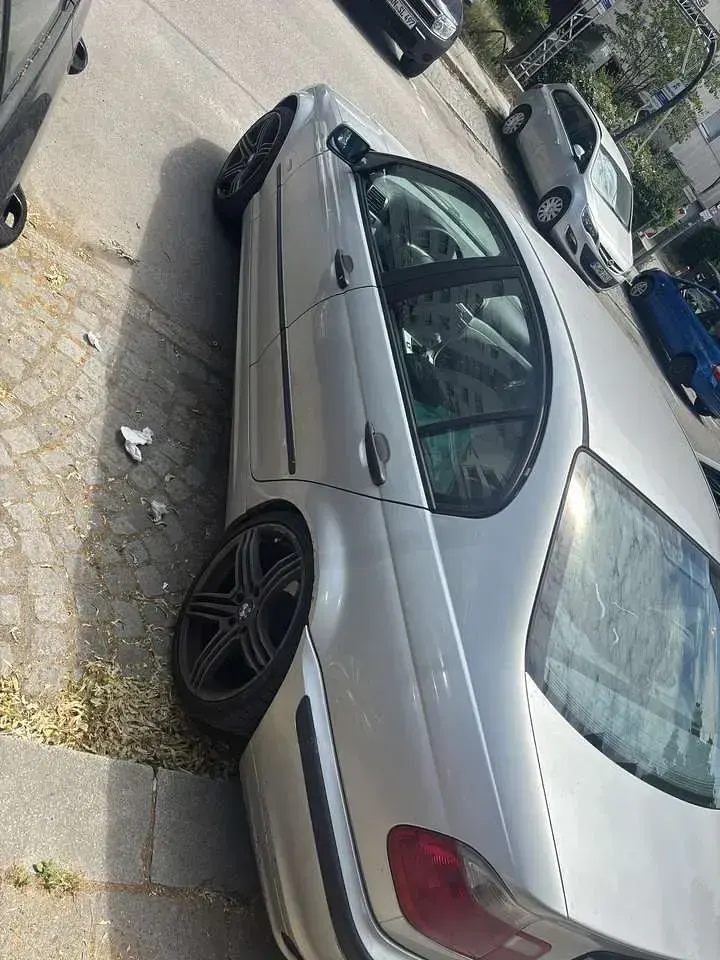Gebraucht BMW 316 Sport Line 116 PS (85 kW) 2001 Silber Limousine