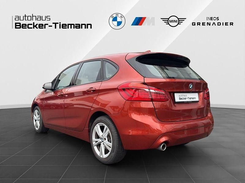 Gebraucht BMW 218 Active Tourer 140 PS (102 kW) 2019 Orange Van / Kleinbus