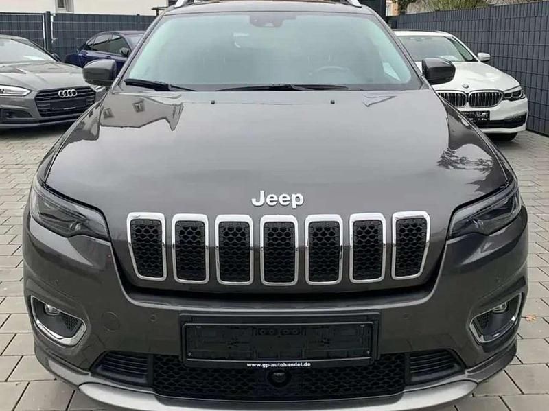 Braun Gebraucht 2021 Jeep Cherokee SUV | 23.000 € (Etwas zu teuer) - Bild 1/4