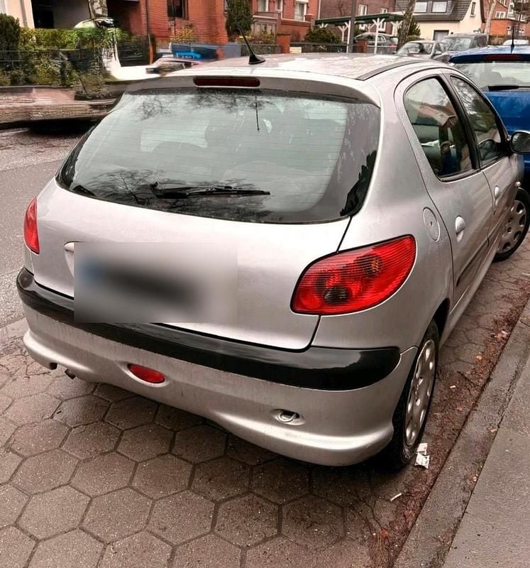 Gebraucht Peugeot 206 88 PS (64 kW) 2006 Silber Kleinwagen