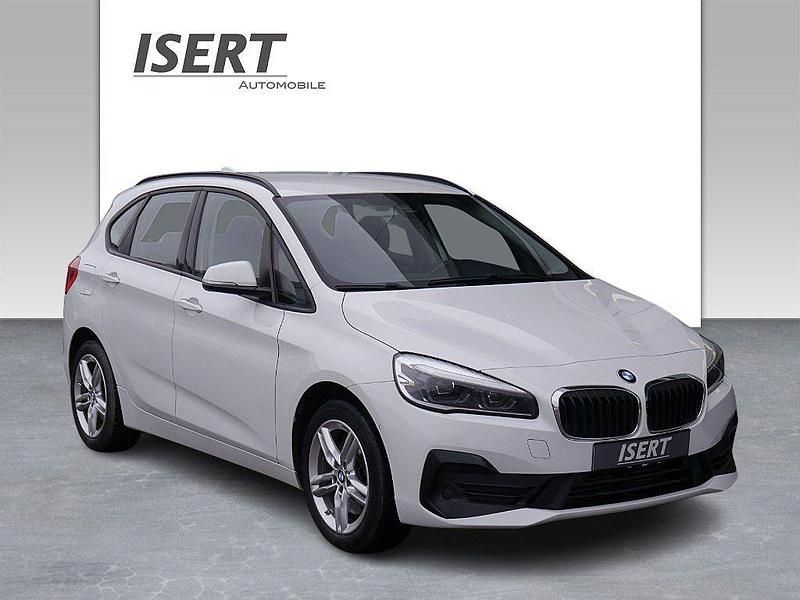 Weiß Gebraucht 2019 BMW 225 Advantage Van / Kleinbus | 16.850 € (Fairer Preis) - Bild 1/4