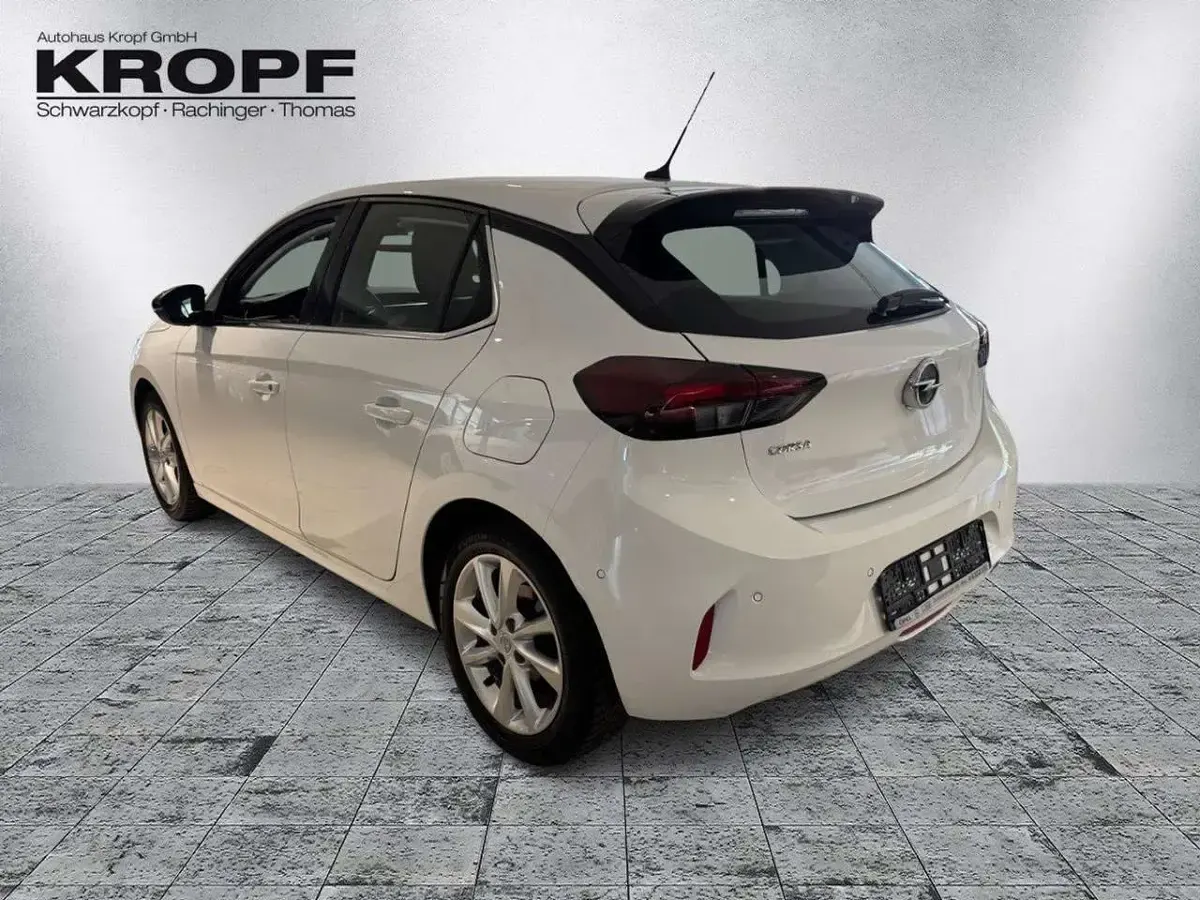 Gebraucht Opel Corsa Elegance 101 PS (74 kW) 2023 Jade weiss/arktis weiss Kleinwagen