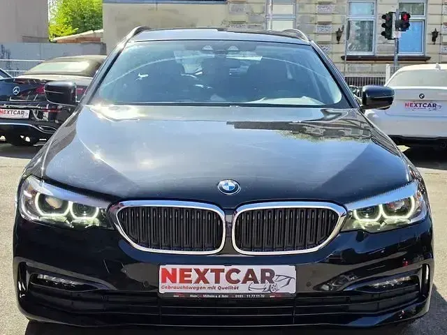 Gebraucht BMW 520 Sport Line 190 PS (139 kW) 2019 Schwarz Kombi