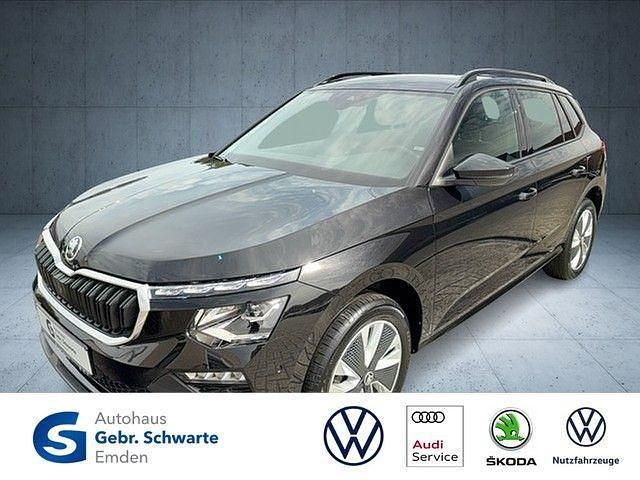 Schwarzmagic perleffekt met. Gebraucht 2024 Skoda Kamiq Selection SUV | 25.490 € (Guter Preis) - Bild 1/4