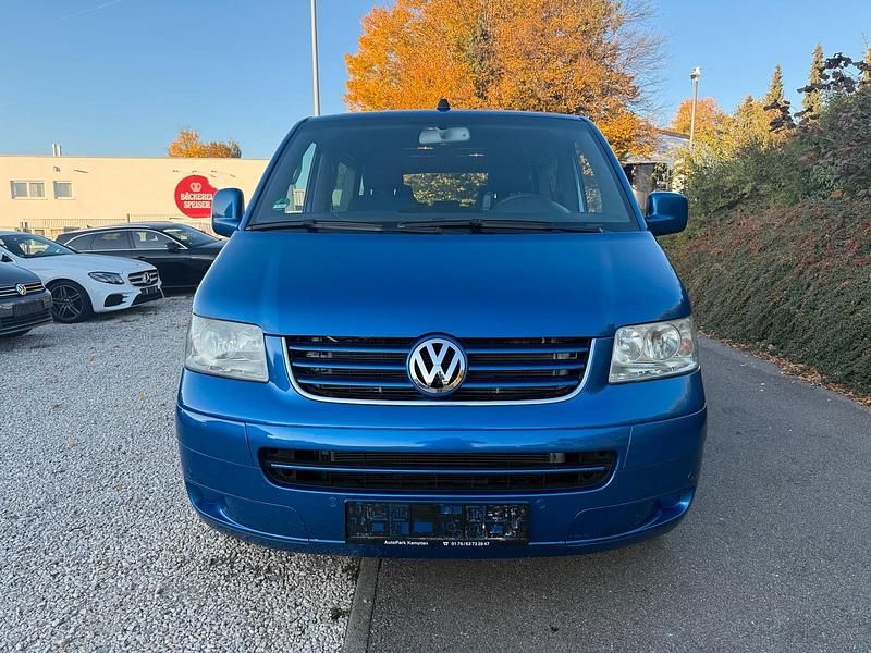 Gebraucht VW Multivan 174 PS (127 kW) 2025 Blau Van