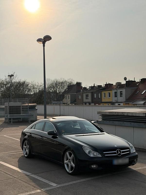 Gebraucht Mercedes CLS320 224 PS (164 kW) 2008 Schwarz Limousine