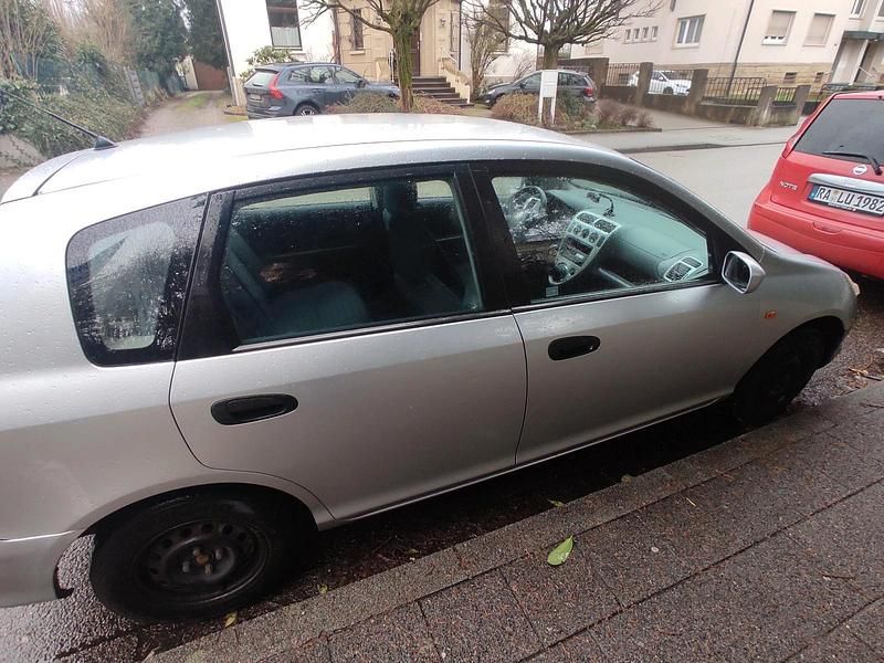 Gebraucht Honda Civic 90 PS (66 kW) 2001 Grau Kleinwagen