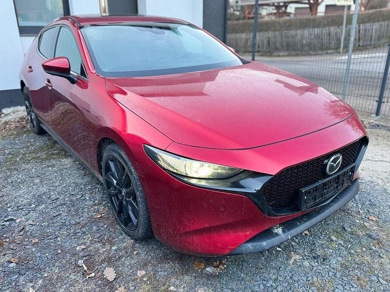 Rot Gebraucht 2023 Mazda 3 Limousine | 22.900 € (Superpreis) - Bild 1/4