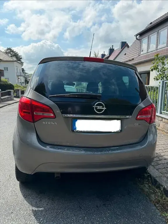 Gebraucht Opel Meriva 101 PS (74 kW) 2011 Grau Van / Kleinbus