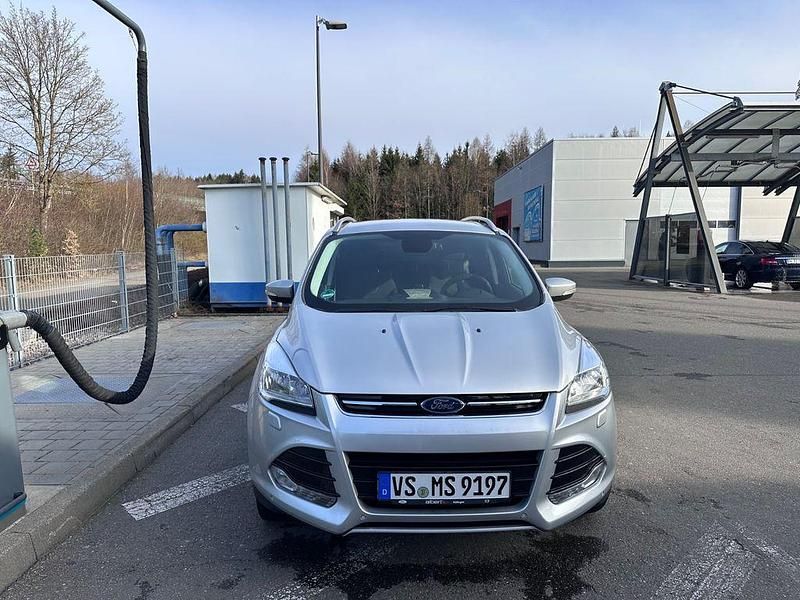 Gebraucht Ford Kuga SYNC Edition 184 PS (135 kW) 2016 SUV