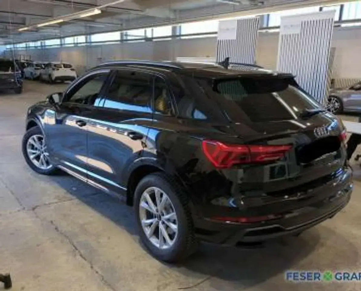 Gebraucht Audi Q3 S-Line 150 PS (110 kW) 2024 Mythosschwarz metallic SUV