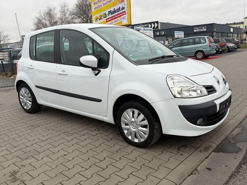 Gebraucht Renault Modus Dynamique 111 PS (81 kW) 2012 Weiß Van / Kleinbus
