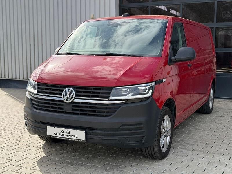 Gebraucht VW Transporter 150 PS (110 kW) 2023 Rot Van