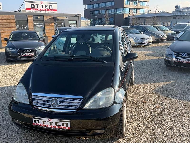 Gebraucht Mercedes A210 140 PS (102 kW) 2003 Schwarz Van / Kleinbus