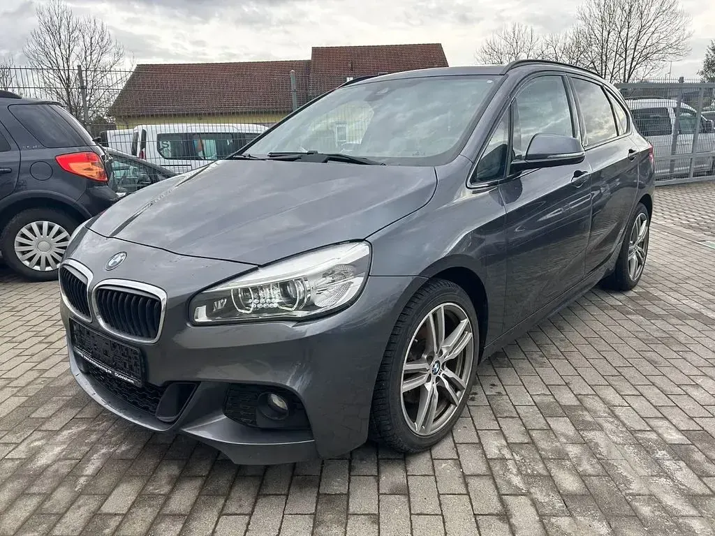 Gebraucht BMW 220 Active Tourer Sport Line 190 PS (139 kW) 2014 Grau Van / Kleinbus