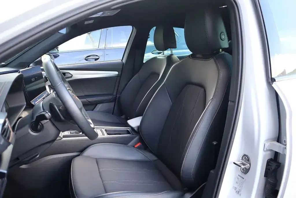 Gebraucht Cupra Formentor 150 PS (110 kW) 2024 Weiß SUV