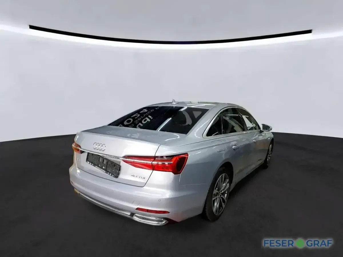 Gebraucht Audi A6 Premium 204 PS (150 kW) 2022 Florettsilber metallic Limousine