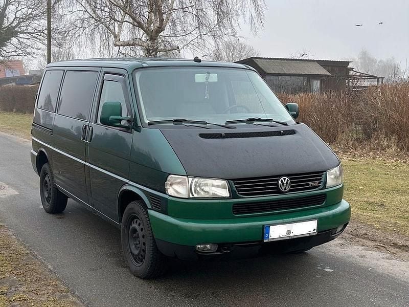 Gebraucht VW T4 151 PS (111 kW) 2000 Grün Van
