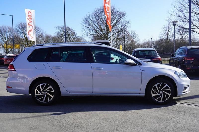 Gebraucht VW Golf VII Join 110 PS (80 kW) 2018 Weiß Kombi