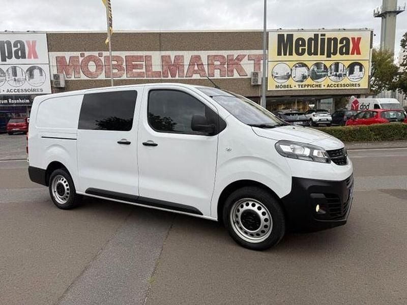 Gebraucht Opel Vivaro 177 PS (130 kW) 2023 Weiß Van / Kleinbus