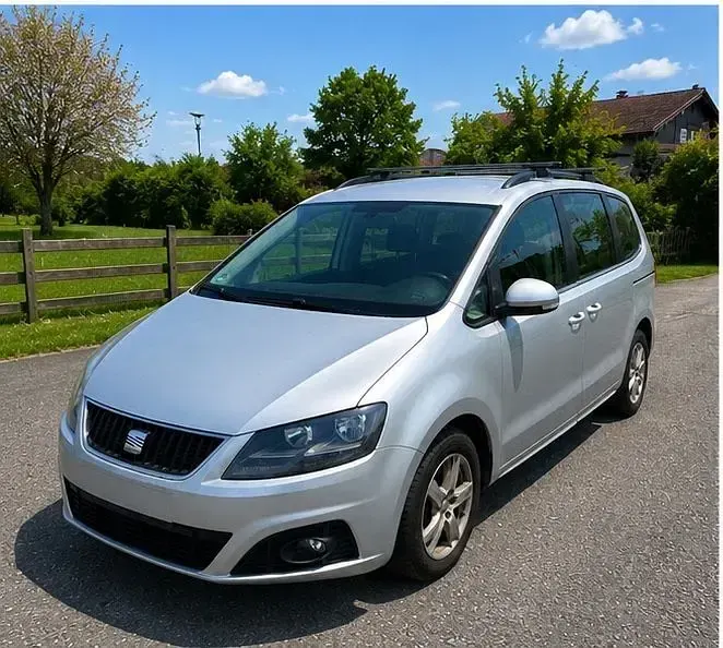 Occasion Seat Alhambra Reference 140 ch (102 kW) 2012 Argent Monospace