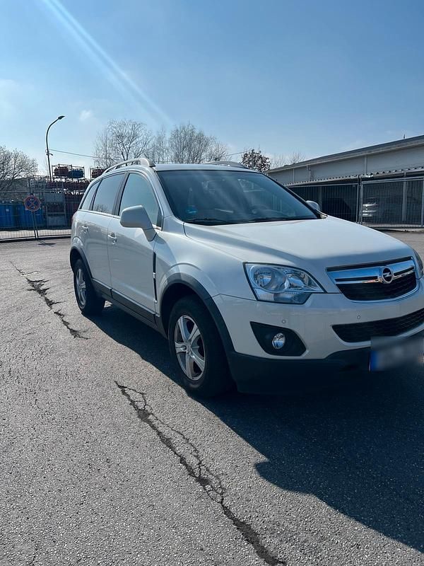 Second-hand Opel Antara 160 CP (117 kW) 2012 Alb SUV