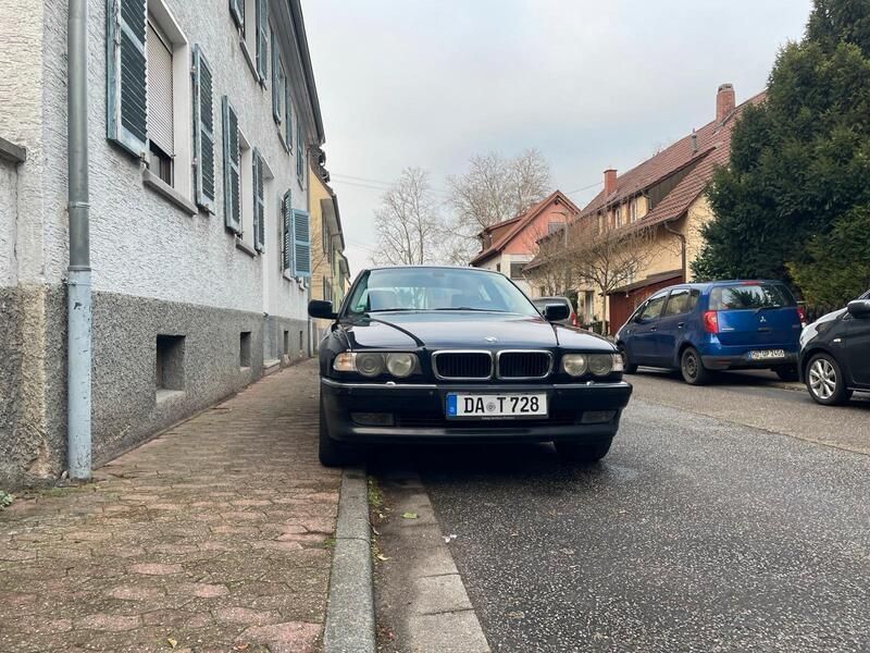 Blau Gebraucht 1999 BMW 728 Limousine | 5.950 € (Guter Preis) - Bild 1/4