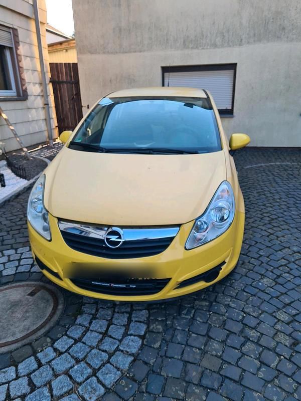 Gelb Gebraucht 2008 Opel Corsa Kleinwagen | 700 € (Superpreis) - Bild 1/4