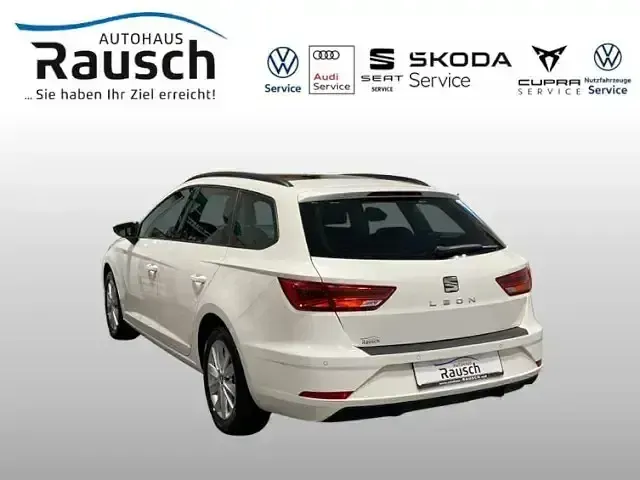 Gebraucht Seat Leon ST Style 131 PS (96 kW) 2019 Weiß Kombi