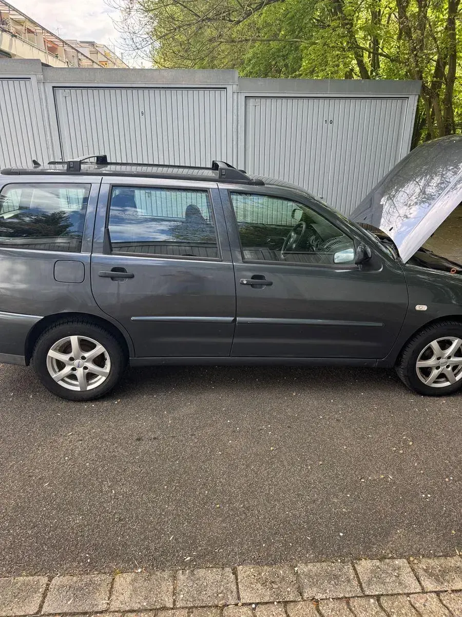 Używany VW Polo Basis 60 KM (44 kW) 2001 Czarny Kombi