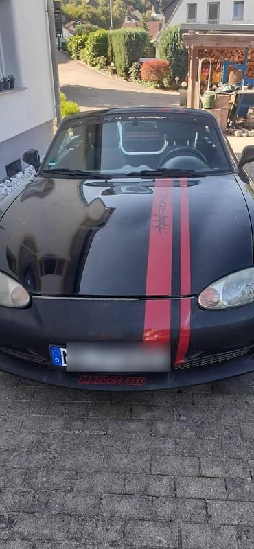 Schwarz Gebraucht 2000 Mazda MX5 Cabrio | 1.500 € (Superpreis) - Bild 1/4
