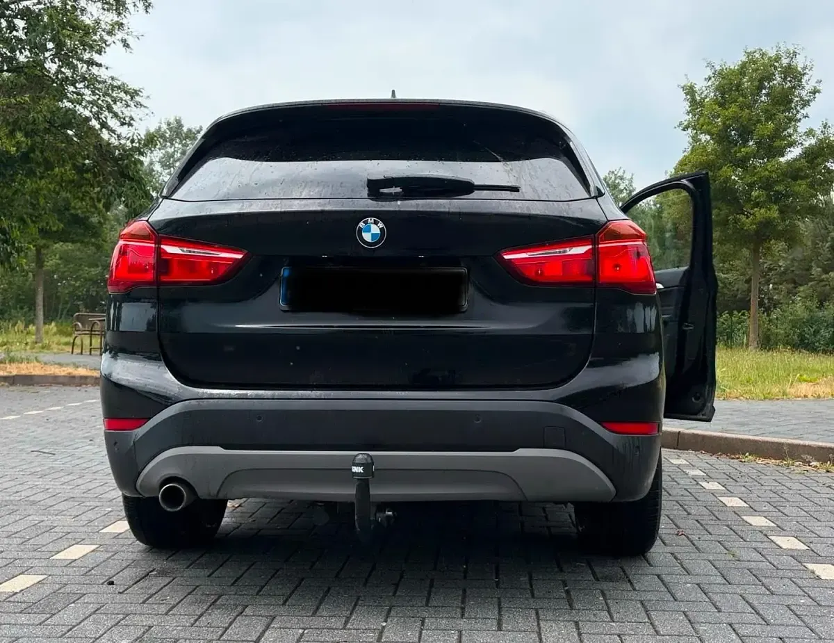Gebraucht BMW X1 150 PS (110 kW) 2016 Schwarz SUV