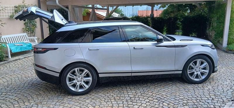 Silber Gebraucht 2021 Land Rover Range Rover Velar SE Dynamic SUV | 38.000 € (Superpreis) - Bild 1/4