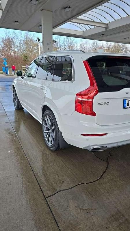 Gebraucht Volvo XC90 Momentum 250 PS (183 kW) 2020 SUV