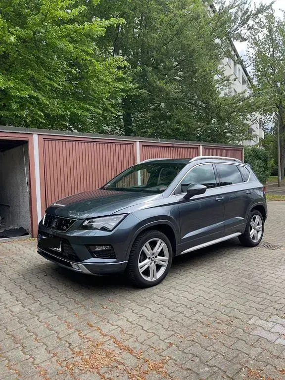Używany Seat Ateca FR 150 KM (110 kW) 2020 Szary SUV