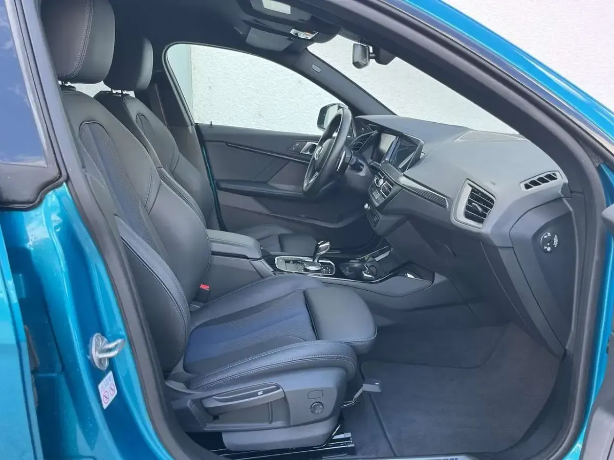 Gebraucht BMW M235 Sport Line 306 PS (225 kW) 2023 Blau Coupé