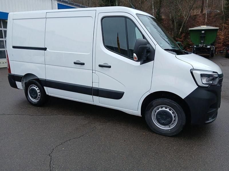 Gebraucht Renault Master 136 PS (100 kW) 2023 Weiß Van / Kleinbus