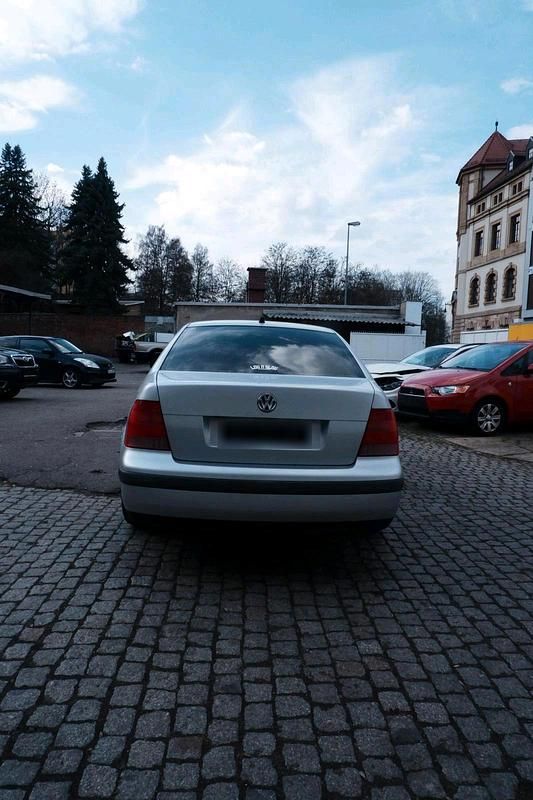 Gebraucht VW Bora 105 PS (77 kW) 2001 Silber Limousine