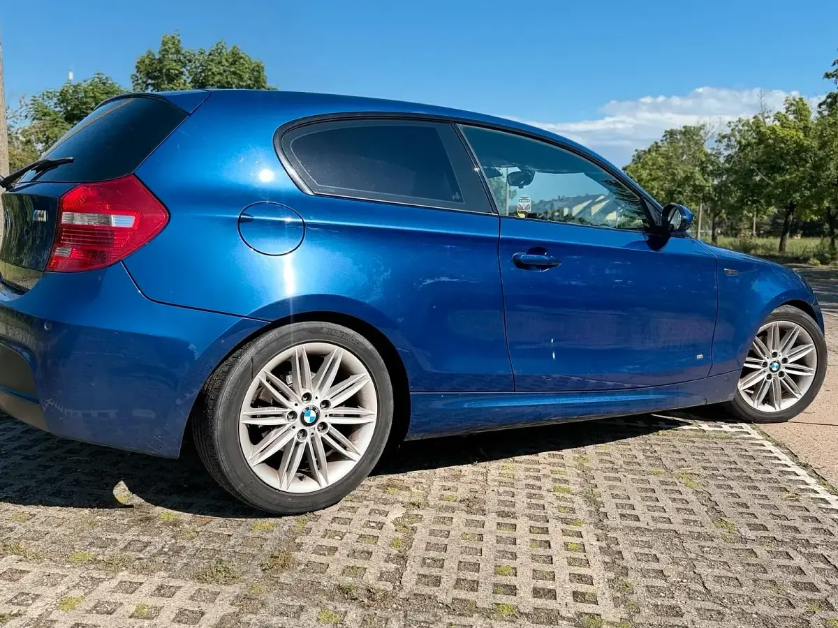 Gebraucht BMW 116 M Sport 122 PS (89 kW) 2009 Blau Kleinwagen