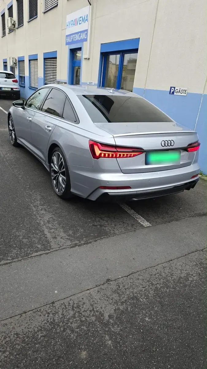 Gebraucht Audi S6 Comfort 344 PS (253 kW) 2024 Silber Limousine