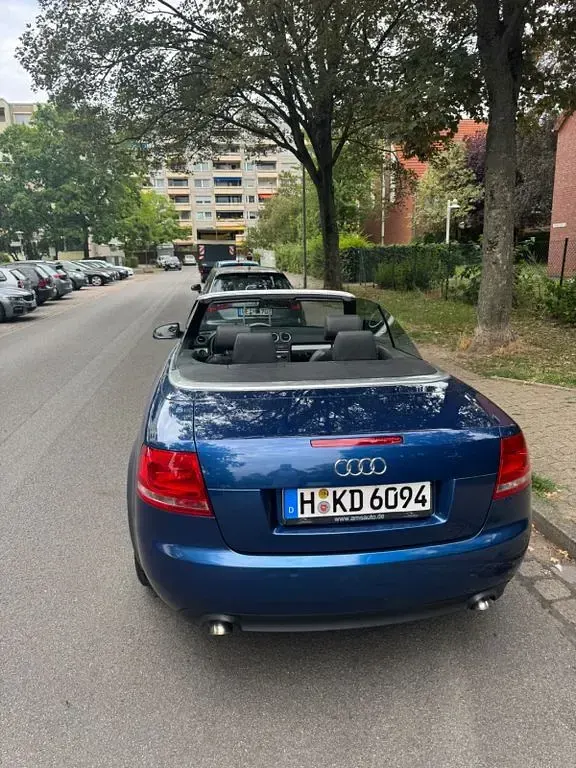 Gebraucht Audi A4 Cabriolet 140 PS (102 kW) 2006 Blau Cabrio