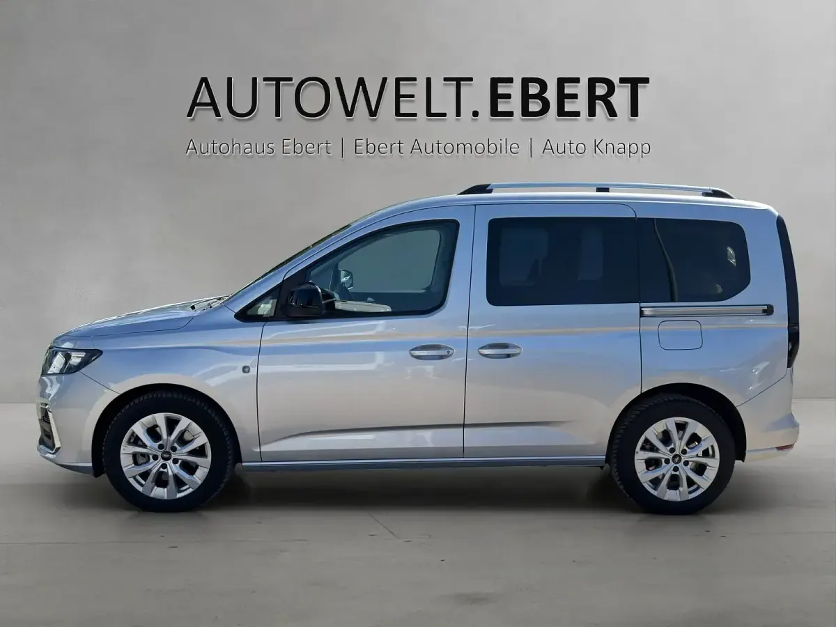Gebraucht Ford Tourneo Connect Titanium 122 PS (89 kW) 2025 Cyclone stardust silver Van / Kleinbus