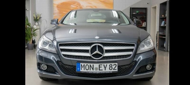 Grau Gebraucht 2013 Mercedes CLS250 Shooting Brake Kombi | 22.990 € (Teuer) - Bild 1/4