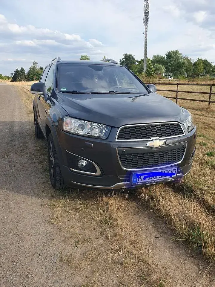 Gebraucht Chevrolet Captiva LT 184 PS (135 kW) 2014 Grau SUV