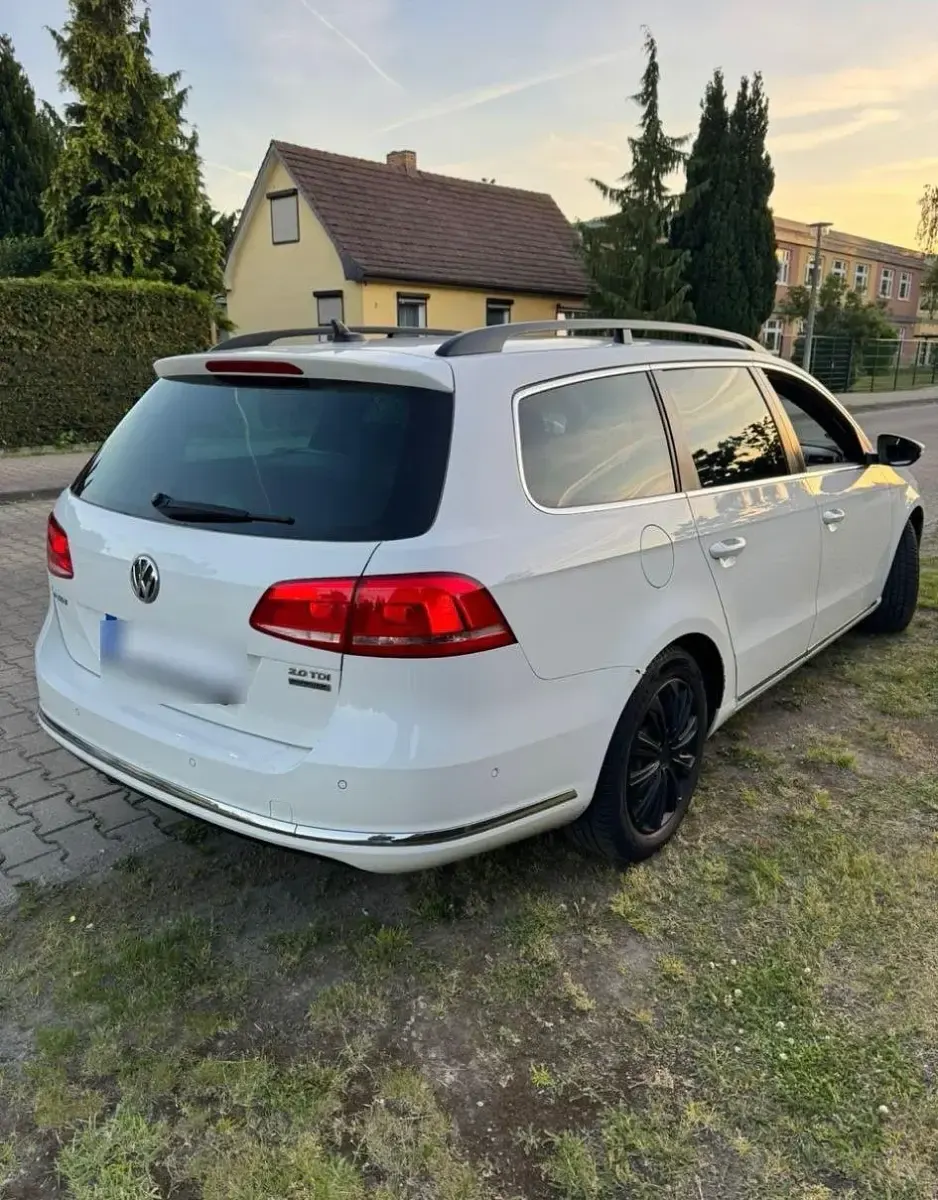 Gebraucht VW Passat 177 PS (130 kW) 2014 Weiß Kombi