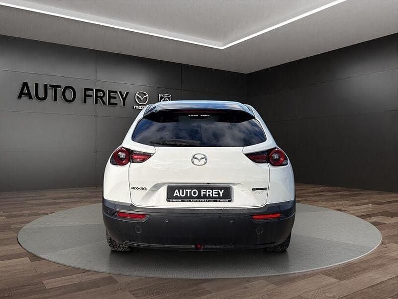 Gebraucht Mazda MX30 Ad'Vantage 106 kW (145 PS) 2023 Arctic white SUV