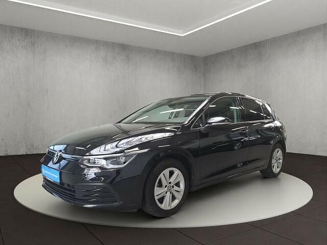 Deep black perleffekt Gebraucht 2021 VW Golf VIII Life Limousine | 24.700 € (Fairer Preis) - Bild 1/2